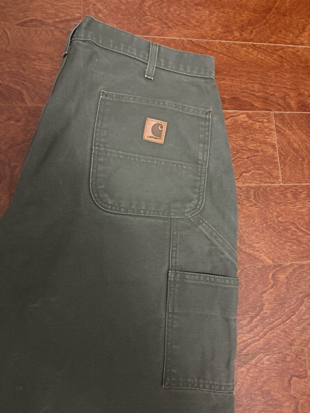 Baggy Moss Carhartts